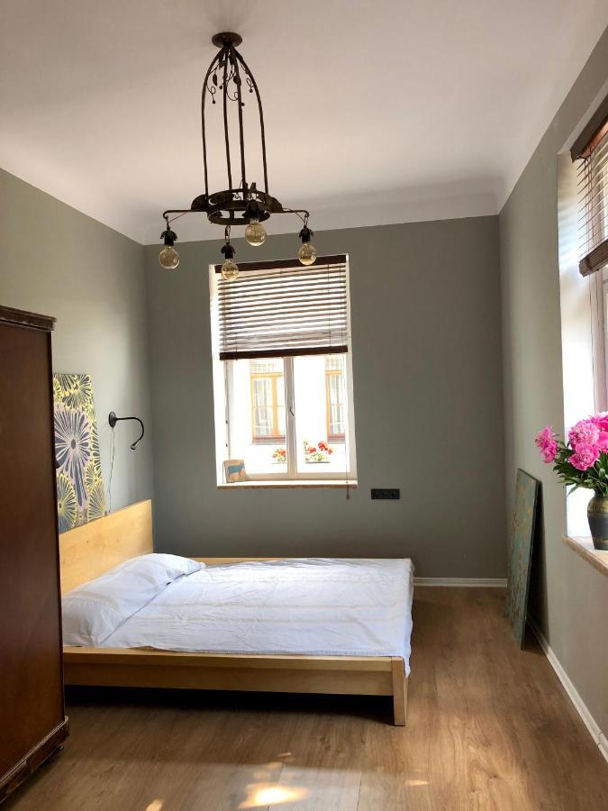 Bohemian Apartment In The Heart Of Old Ventspils City 外观 照片