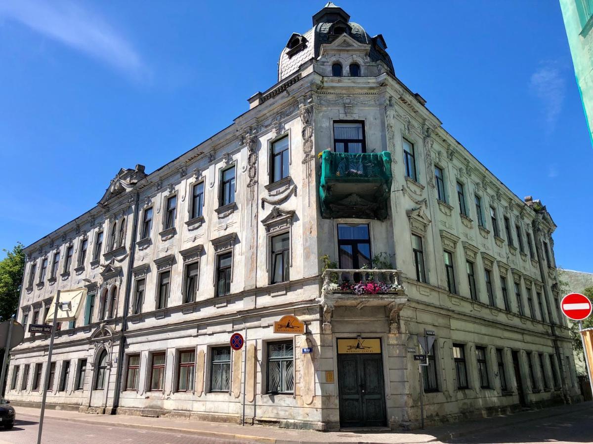 Bohemian Apartment In The Heart Of Old Ventspils City 外观 照片
