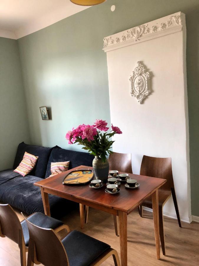 Bohemian Apartment In The Heart Of Old Ventspils City 外观 照片