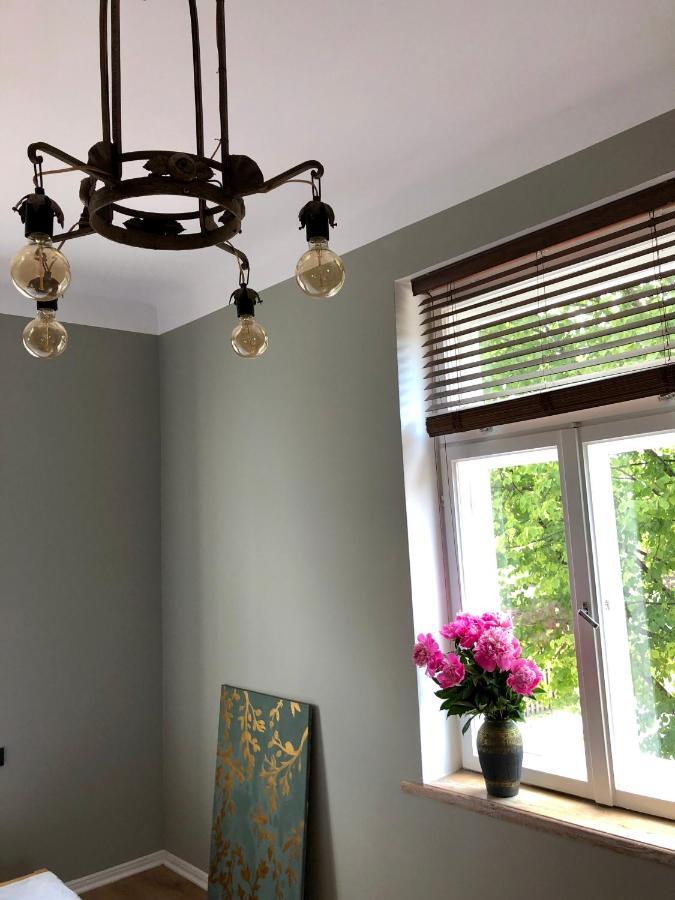 Bohemian Apartment In The Heart Of Old Ventspils City 外观 照片
